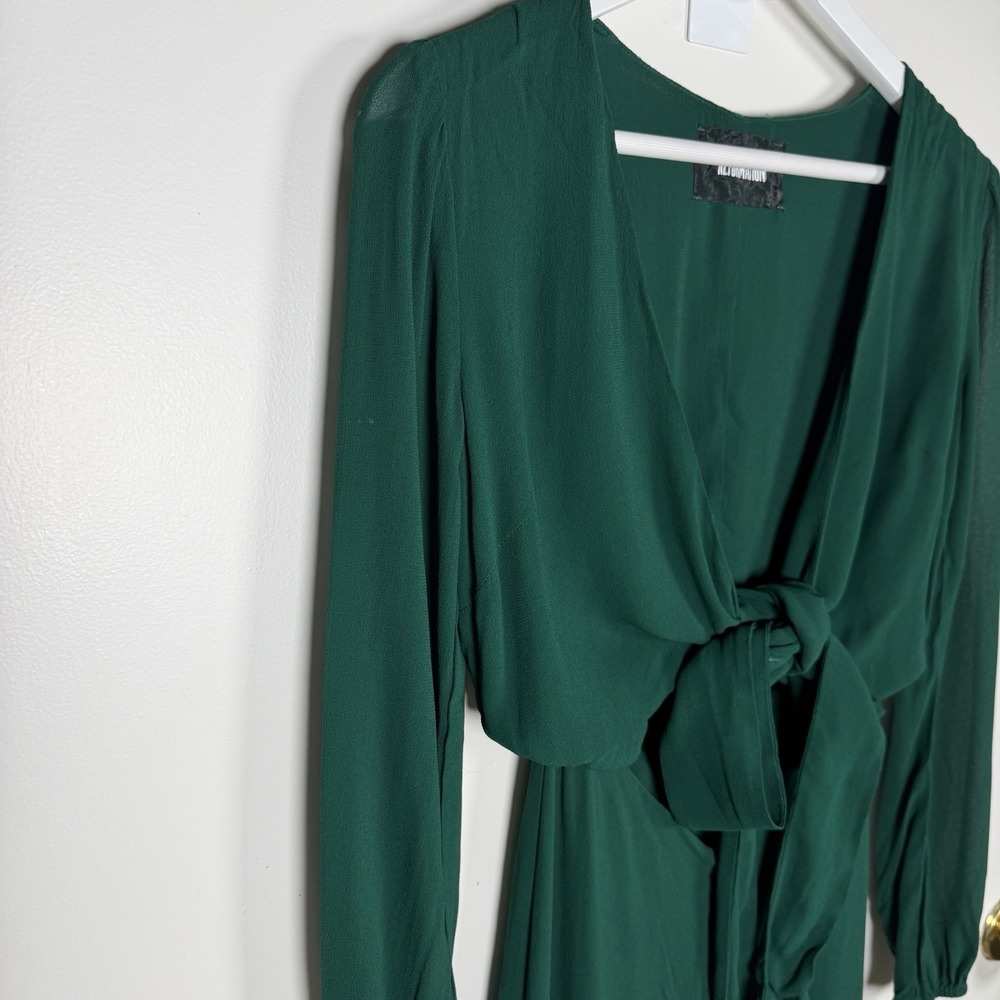 Reformation Sz 4 Emerald Green Long Sleeve Tie Cut Out Front Wide Leg Jumpsuit - Picture 6 of 13